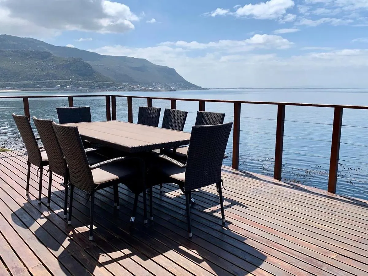 Lalapanzi Apartment Fish Hoek 0*,  South Africa