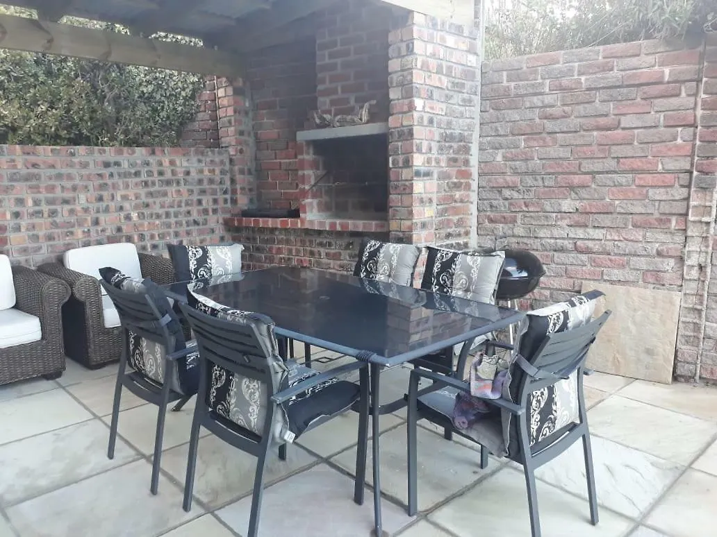 Lalapanzi Apartment Fish Hoek
