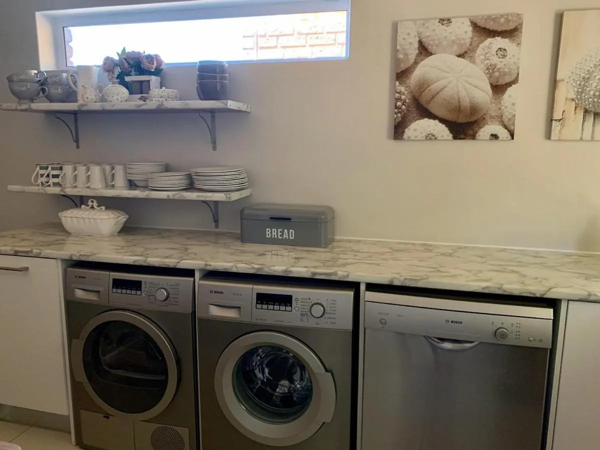 Lalapanzi Apartment Fish Hoek South Africa