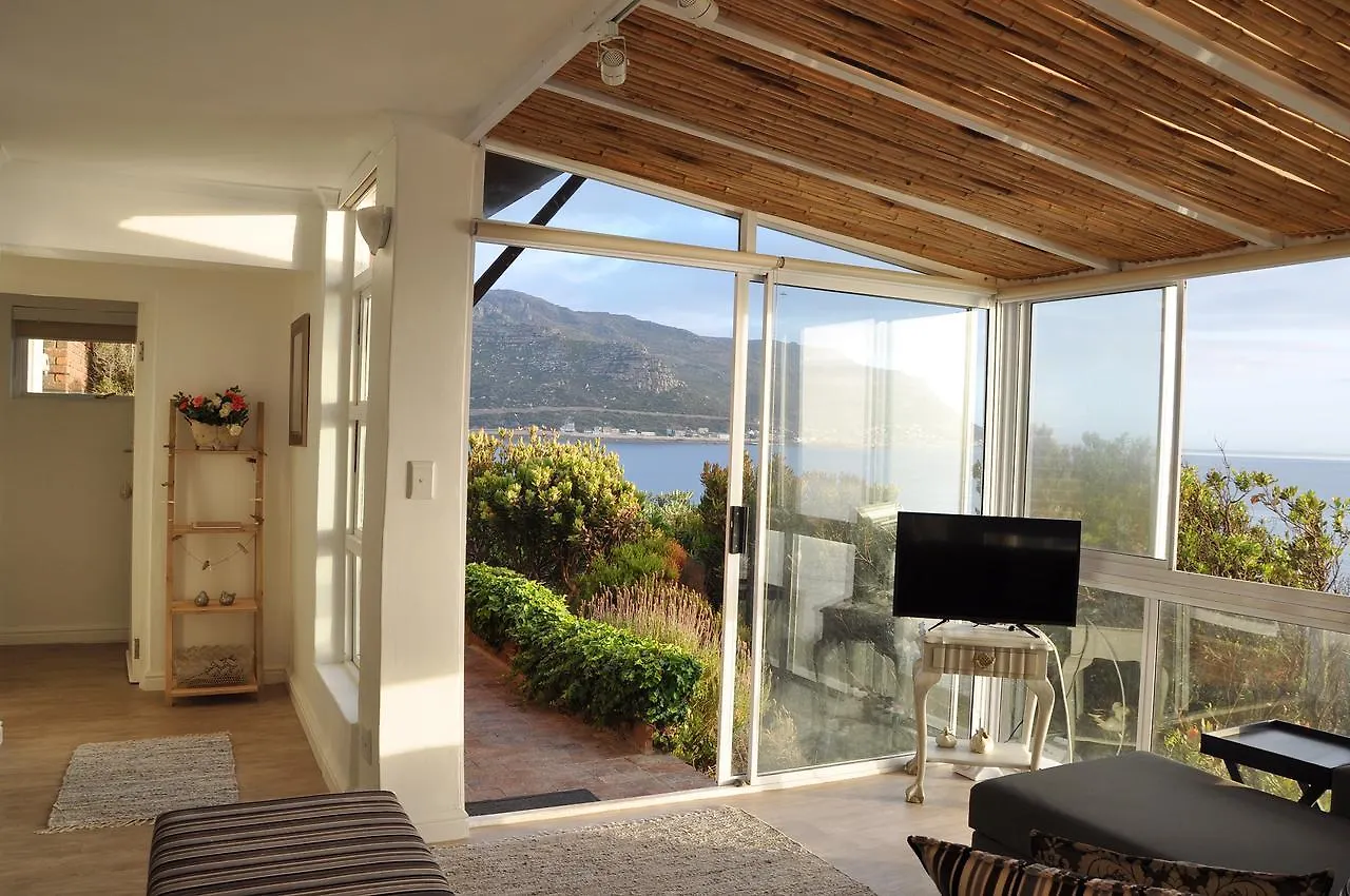 Lalapanzi Apartment Fish Hoek South Africa