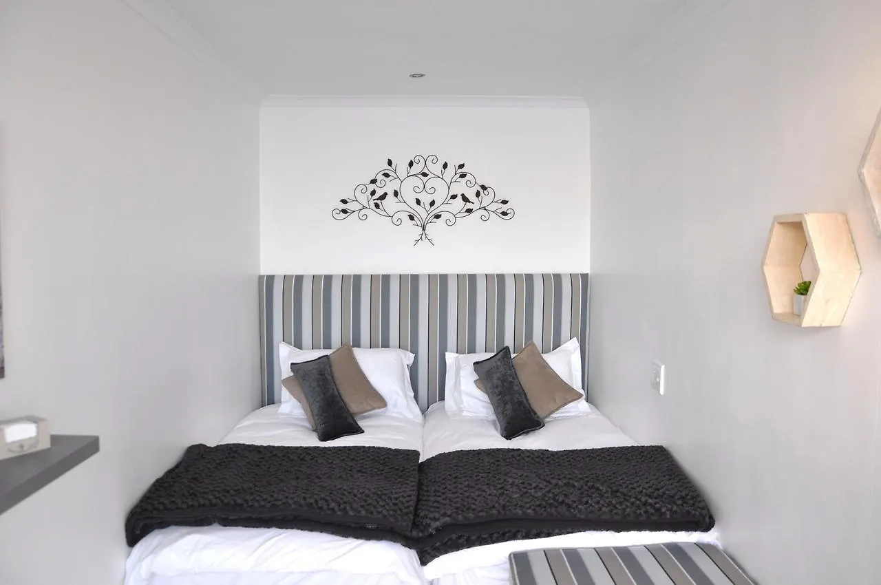 Lalapanzi Apartment Fish Hoek 0*,  South Africa
